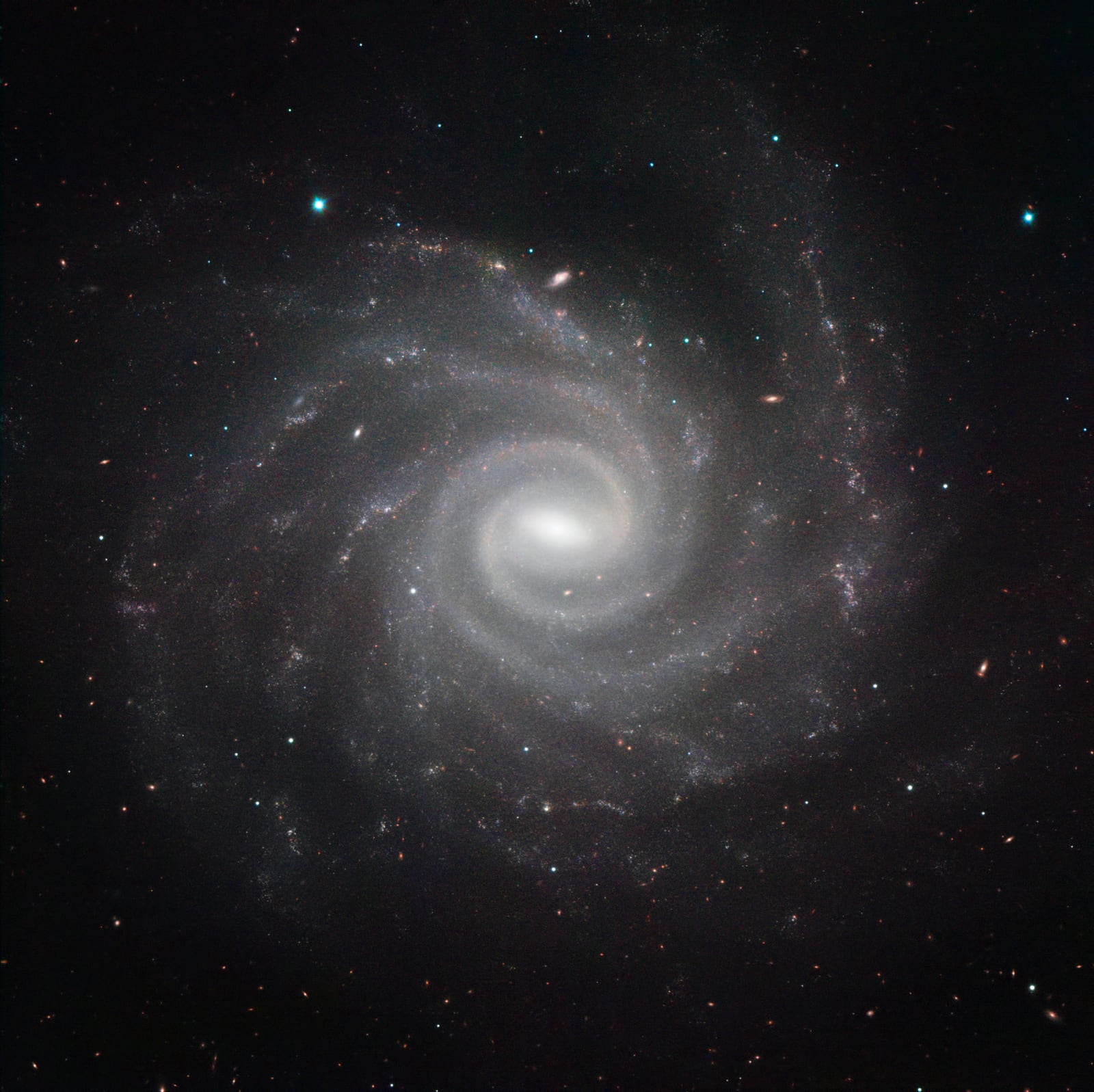 Galáxia NGC 1232, galáxia com linhas de emissão, em imagem do Very Large Telescope