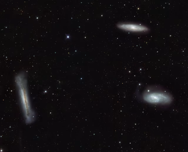 Galáxia Messier 66, galáxia, em imagem do VLT Survey Telescope