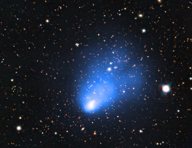 El Gordo, o aglomerado gordo, aglomerado de galáxias, em imagem do Very Large Telescope