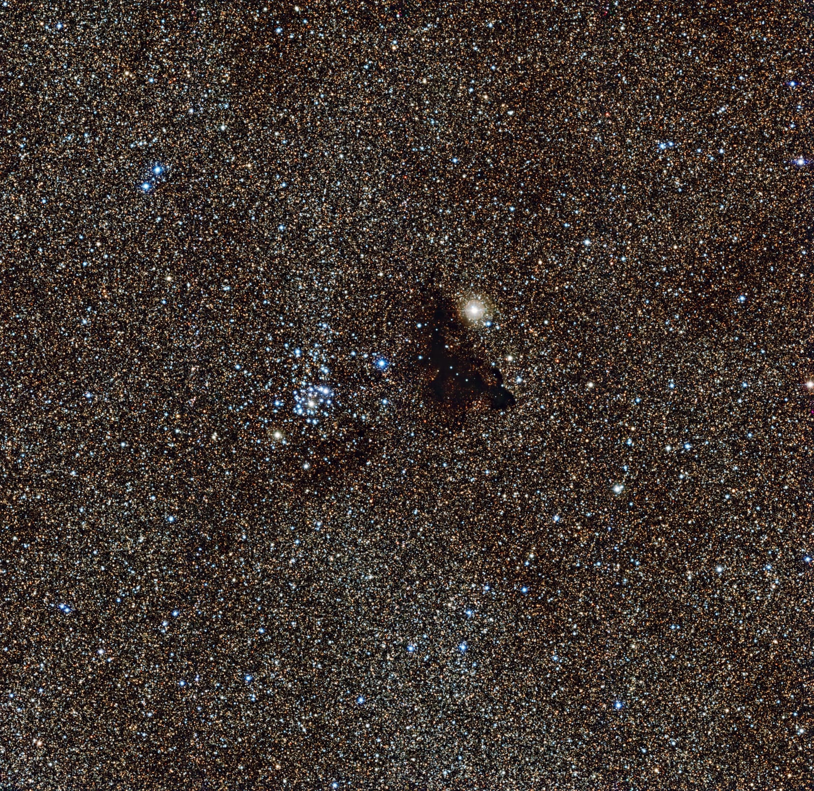 Barnard 86, o buraco no céu, nebulosa escura registrada pelo MPG/ESO 2.2-metre telescope