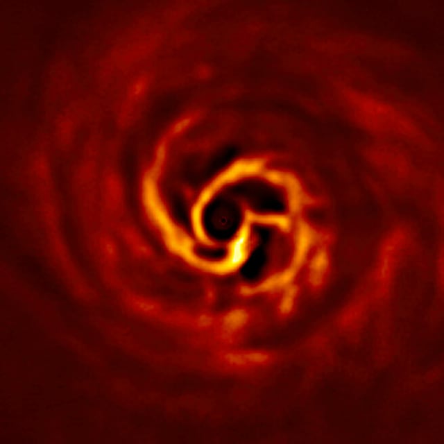 AB Aurigae, estrela herbig ae/be registrada pelo Very Large Telescope