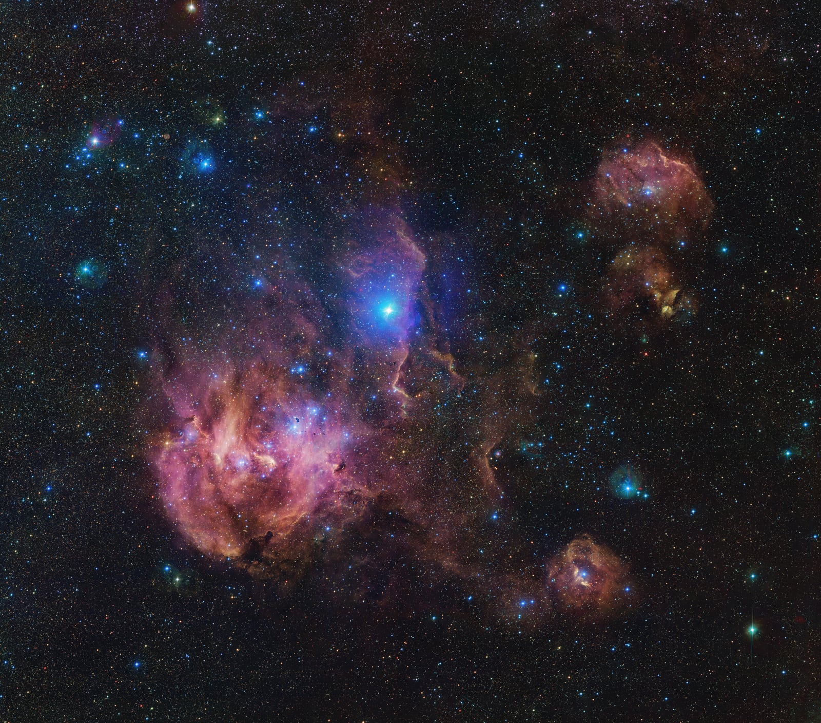 Glóbulos de Thackeray, nebulosa de emissão registrada pelo VLT Survey Telescope