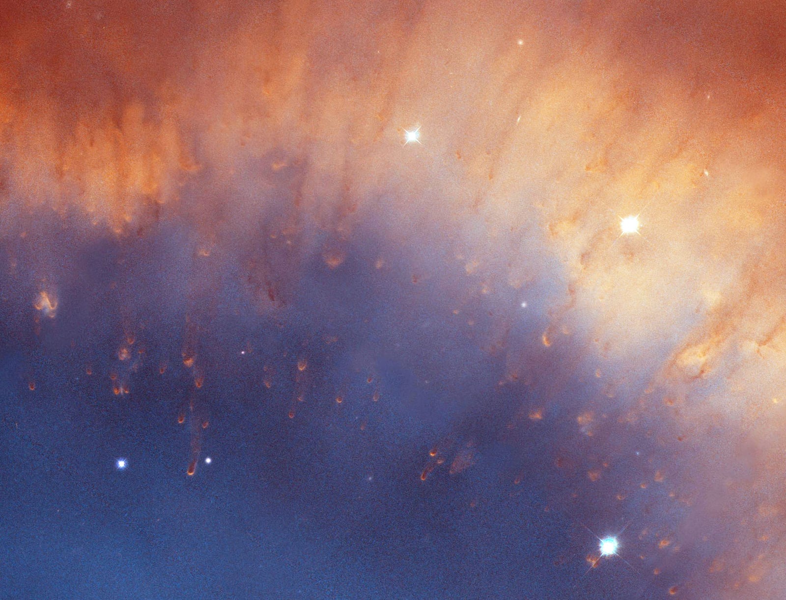 Nebulosa Hélix, o Olho de Deus, nebulosa planetária, em imagem do Hubble Space Telescope