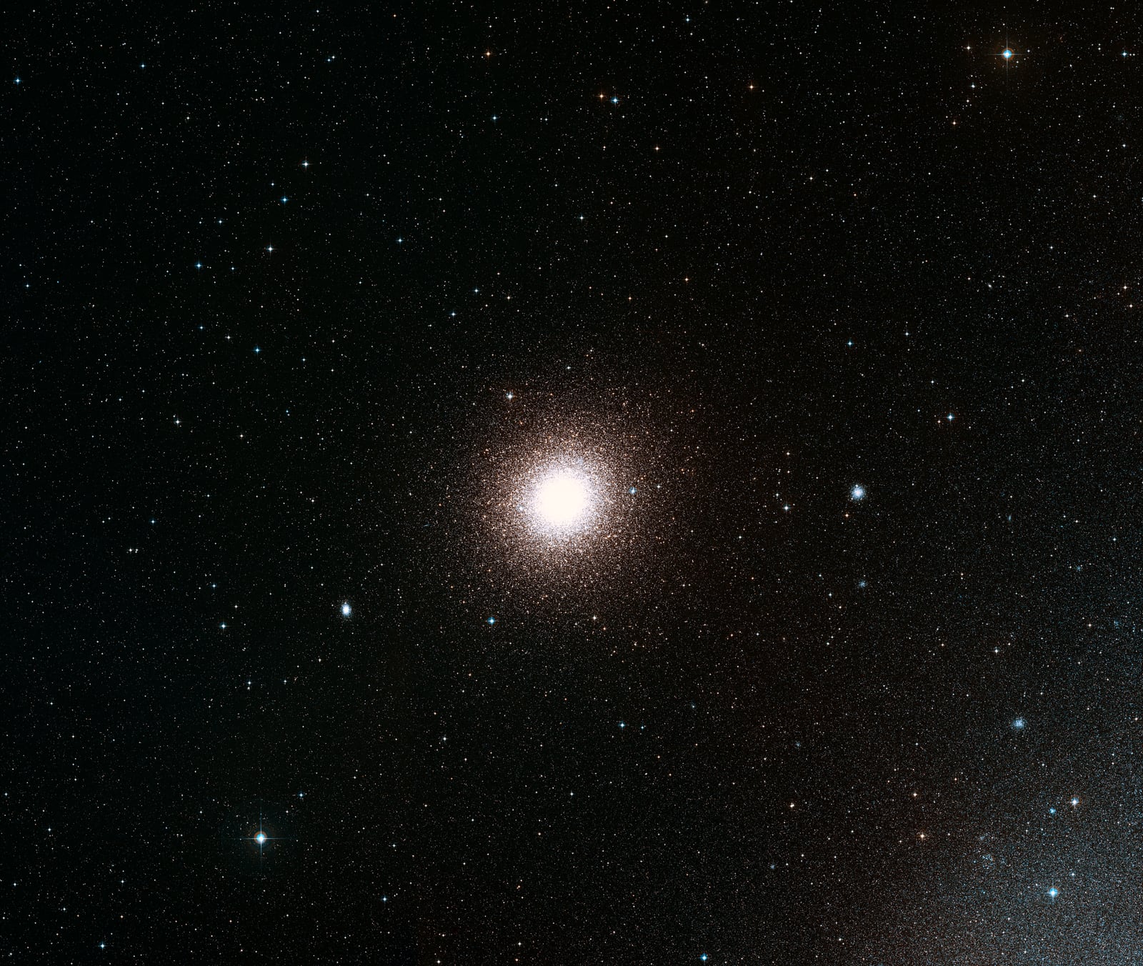 47 Tucanae, aglomerado globular, em imagem do DSS