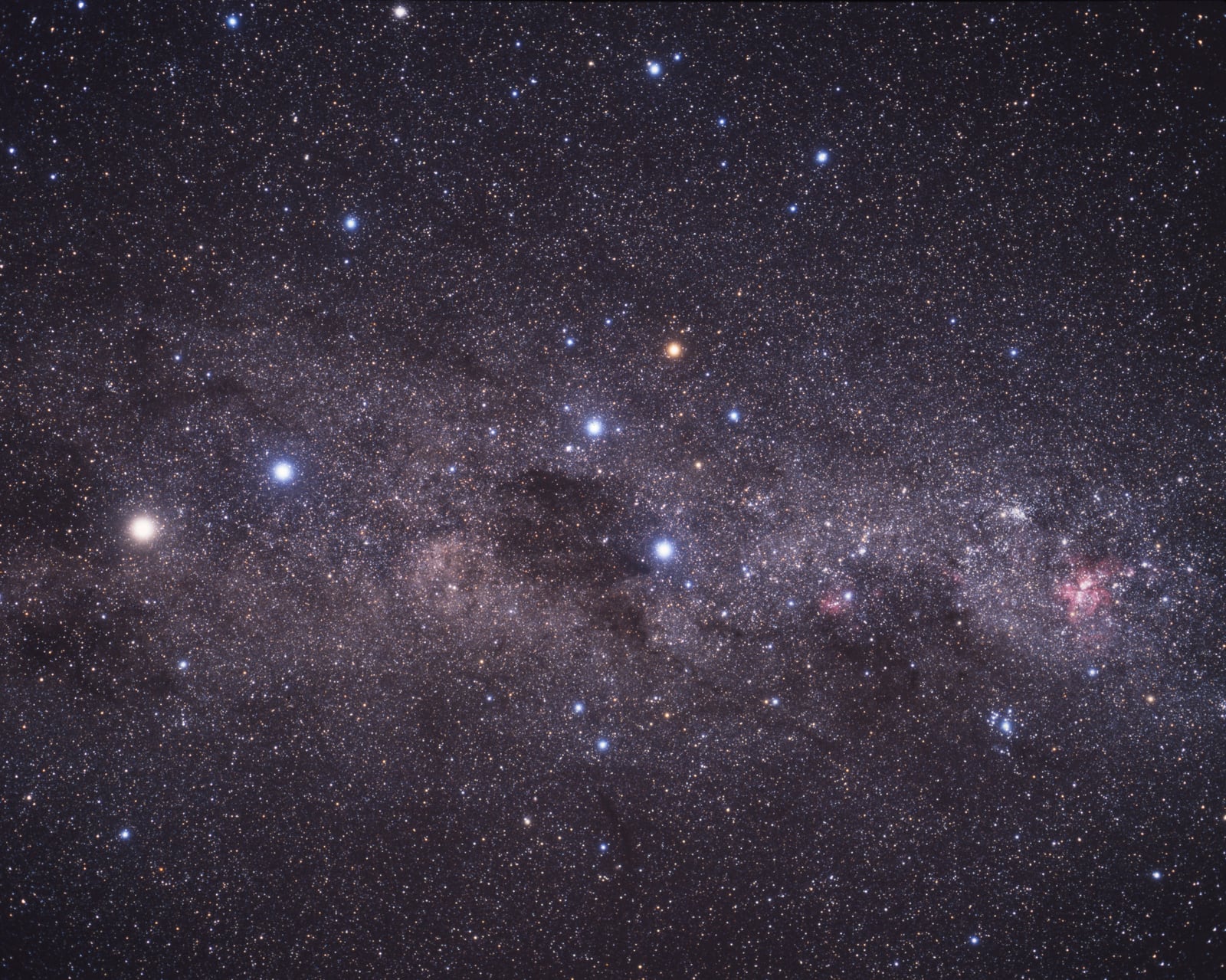 Nebulosa NGC 3603, nebulosa de emissão