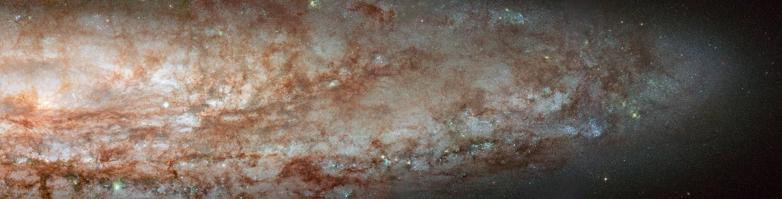 Galáxia do Escultor, galáxia, em imagem do Hubble Space Telescope