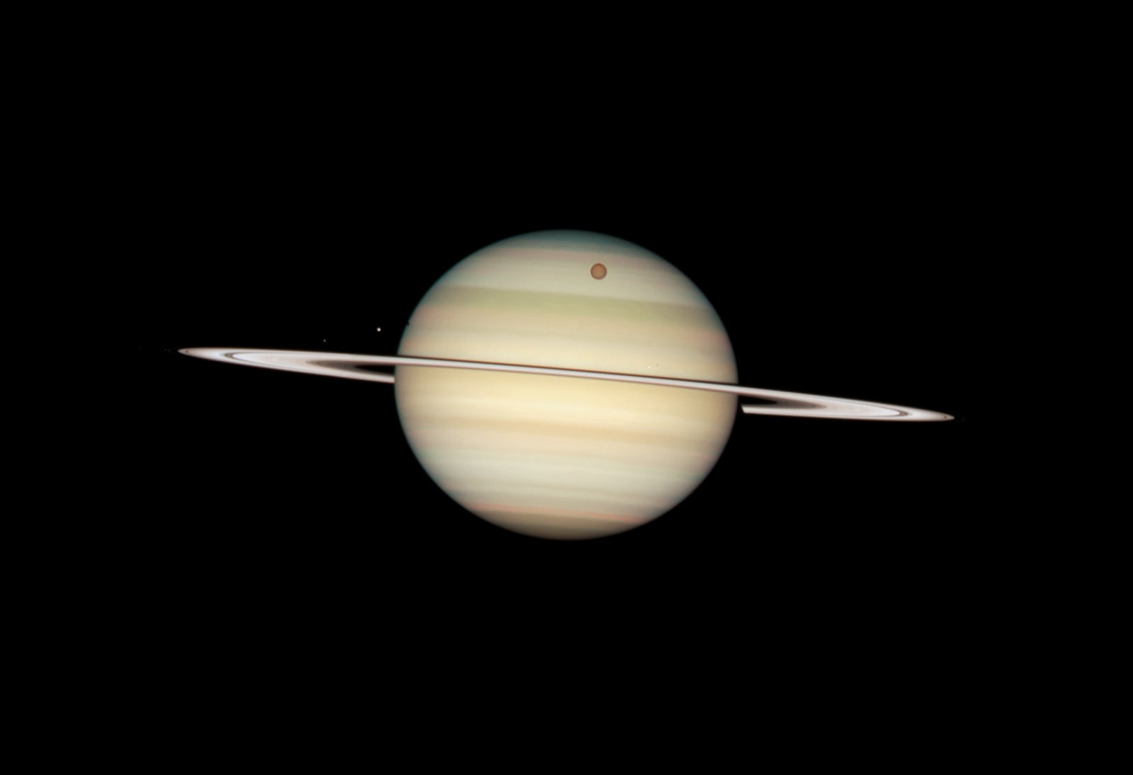 Saturno, planeta, em imagem do Hubble Space Telescope