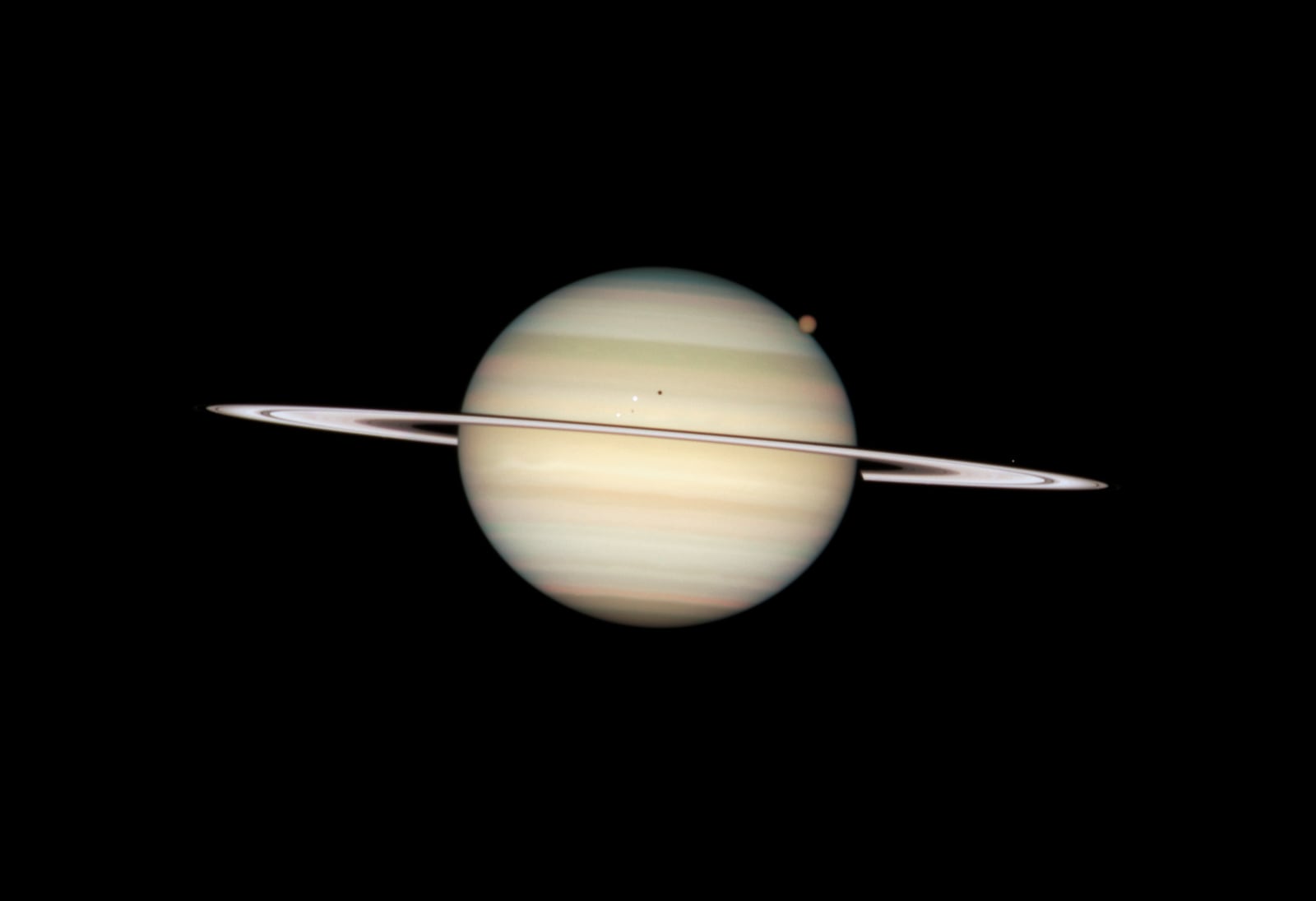 Saturno, planeta, em imagem do Hubble Space Telescope