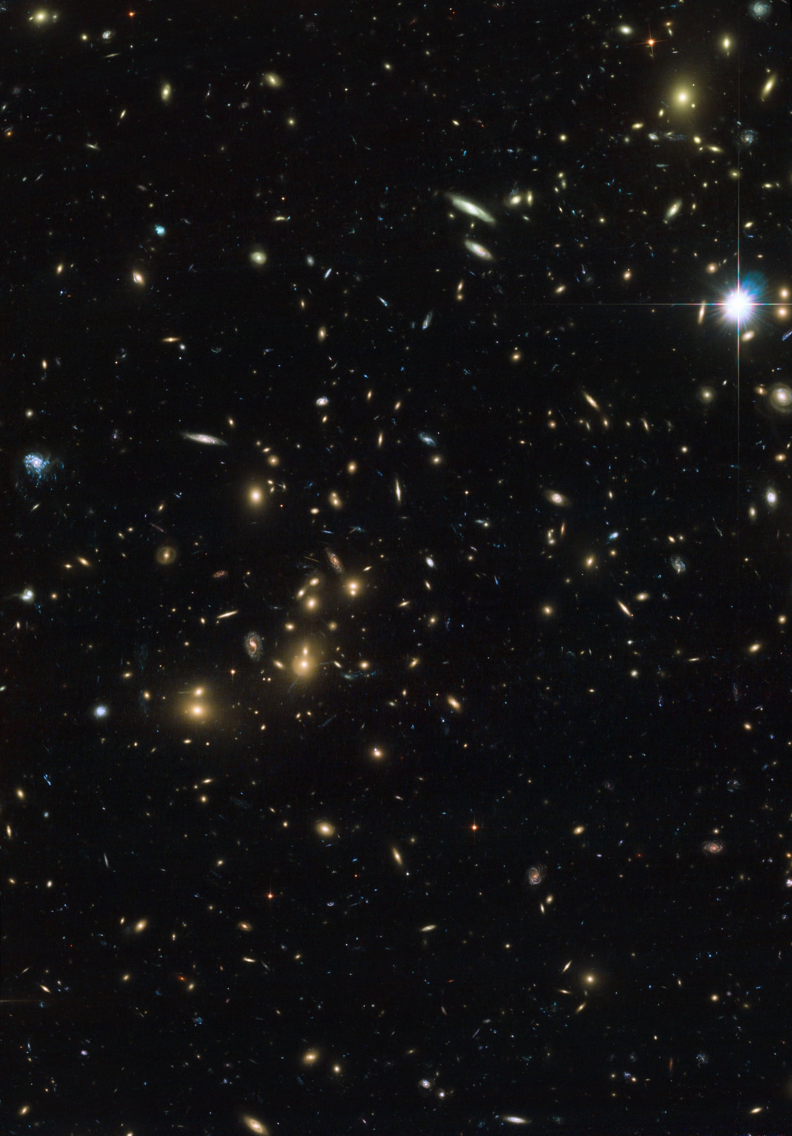 Abell 2744, o Aglomerado de Pandora, aglomerado de galáxias, em imagem do Hubble Space Telescope