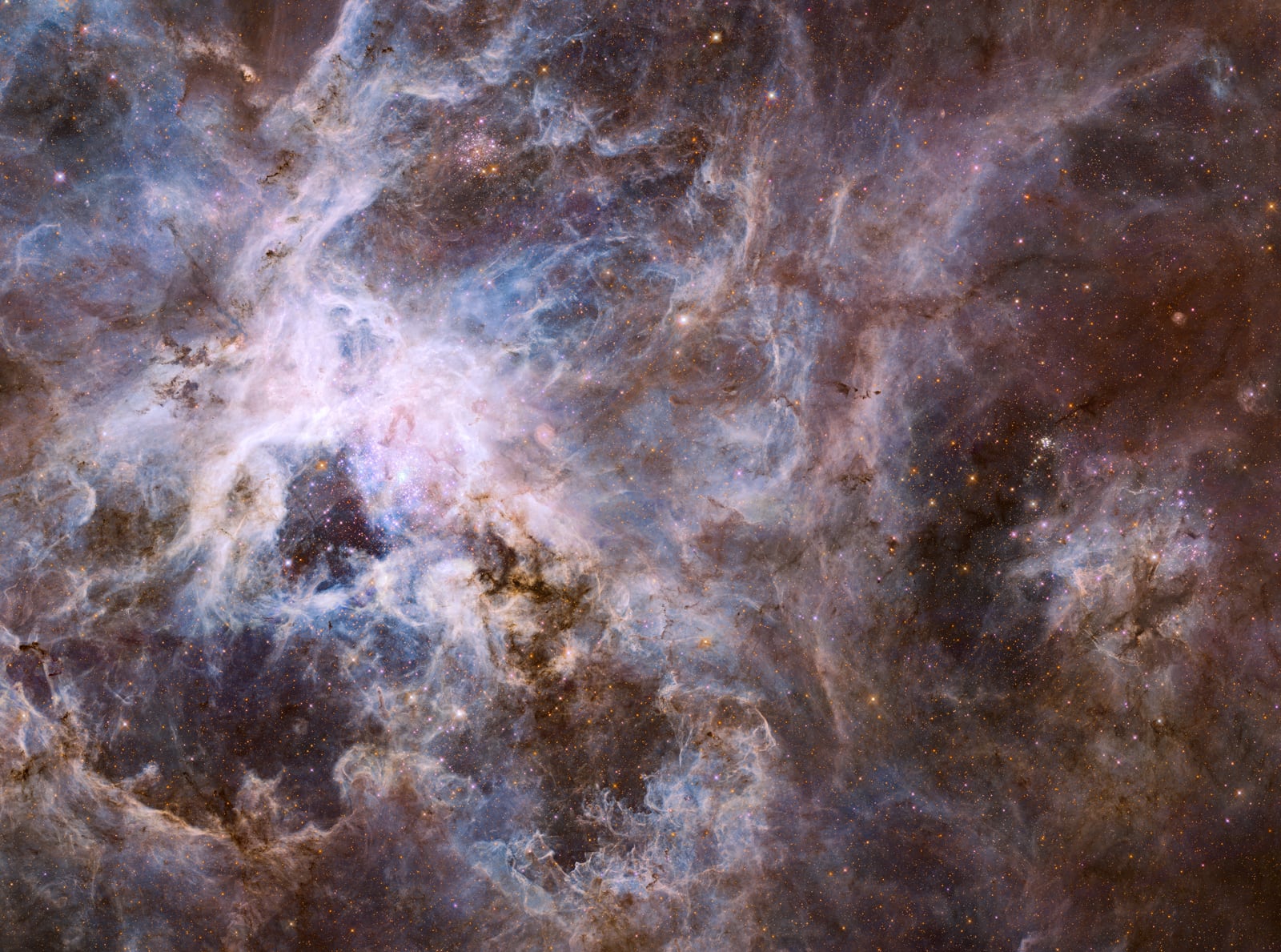 Nebulosa da Tarântula, região de formação de estrelas, em imagem do Hubble Space Telescope