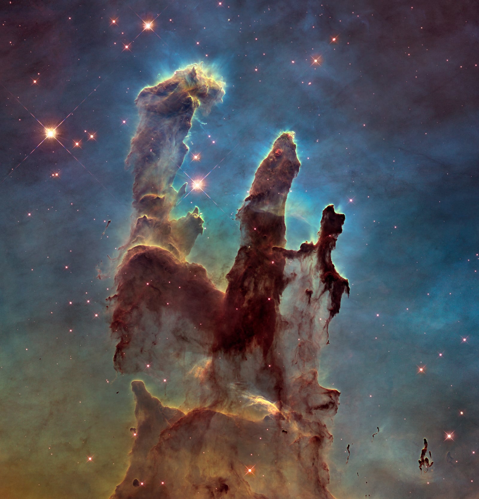 Pilares da Criação, na Nebulosa da Águia, nebulosa de emissão registrada pelo Hubble Space Telescope