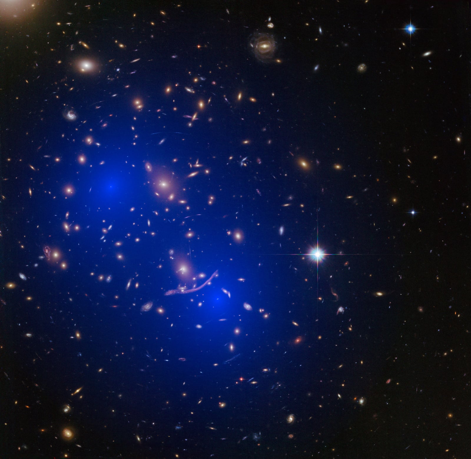 Aglomerado Abell 370, aglomerado de galáxias, em imagem do Hubble Space Telescope