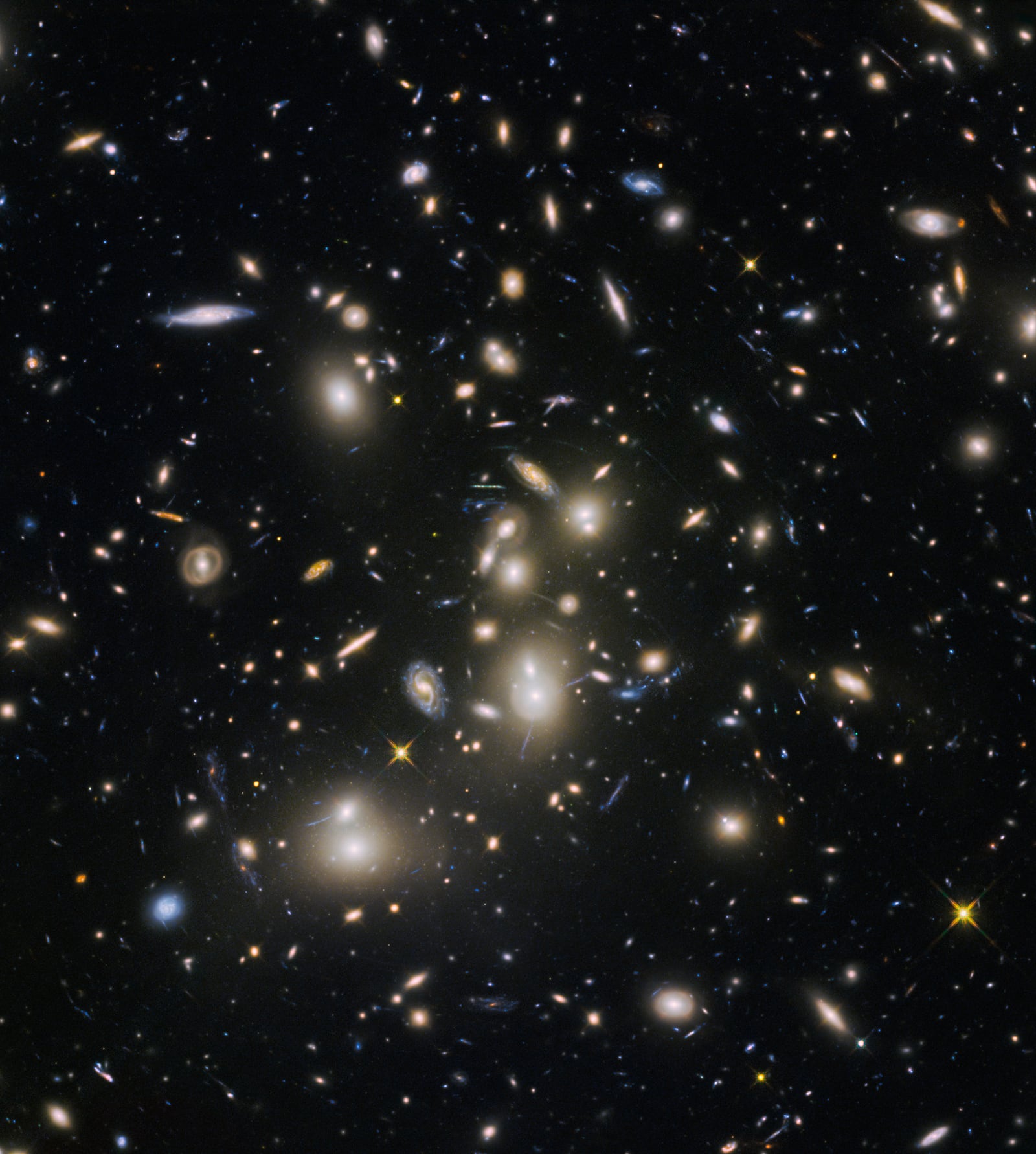 Abell 2744, o Aglomerado de Pandora, aglomerado de galáxias, em imagem do Hubble Space Telescope