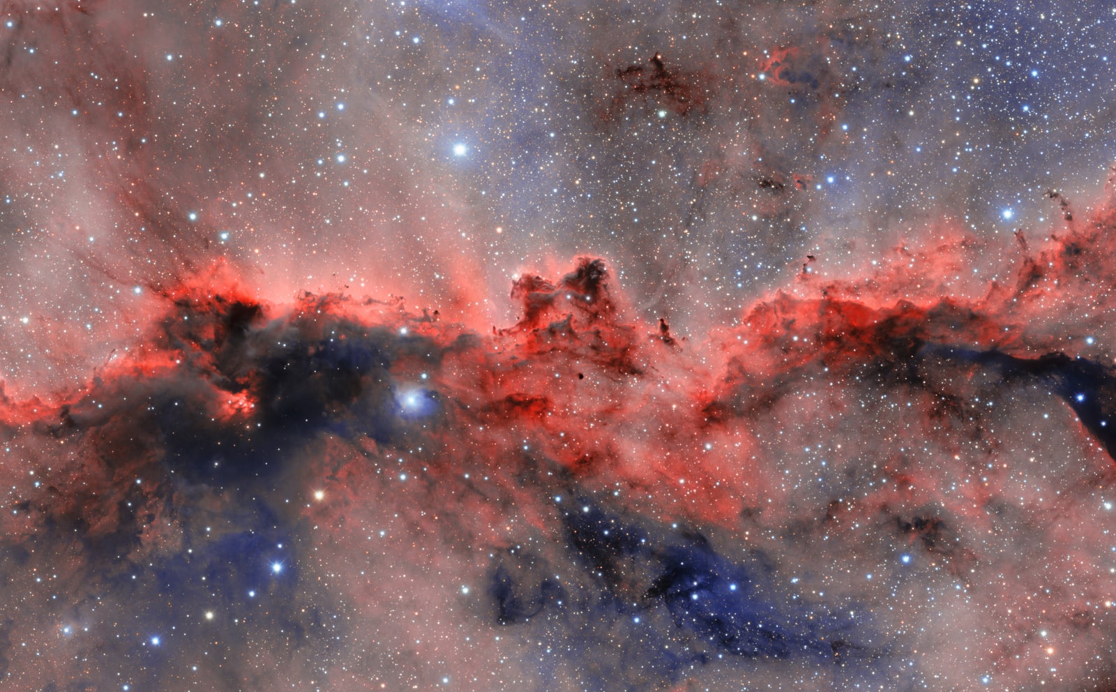 Nebulosa NGC 6188, meio interestelar, em imagem do NSF Víctor M. Blanco 4-meter Telescope