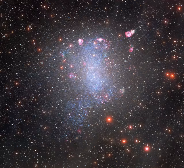 Galáxia de Barnard, galáxia, em imagem do NSF Víctor M. Blanco 4-meter Telescope