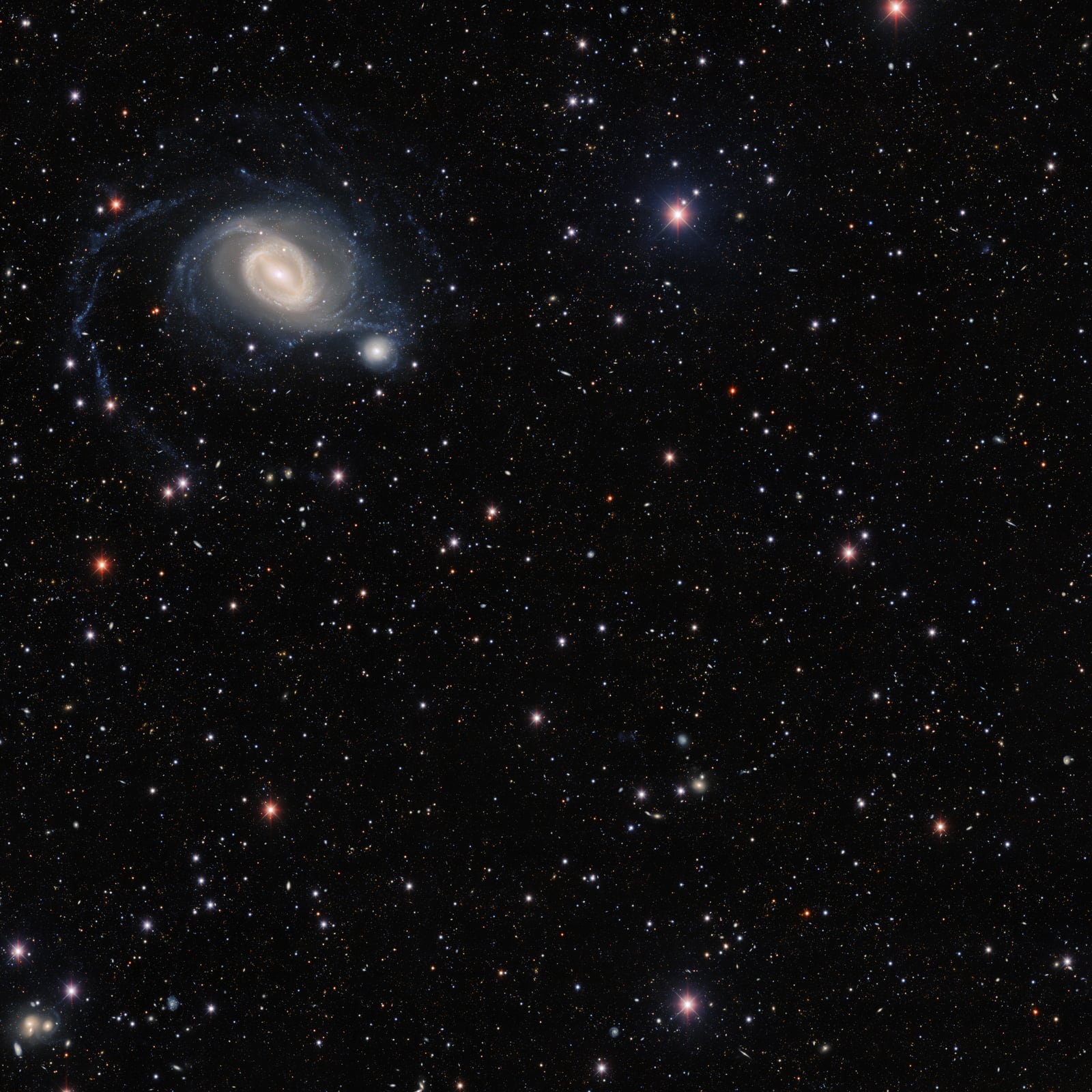 Galáxia NGC 1512, galáxia registrada pelo NSF Víctor M. Blanco 4-meter Telescope
