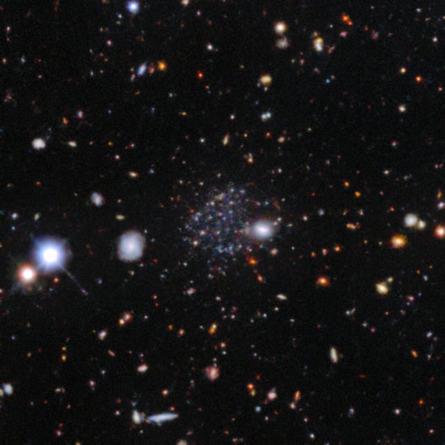 Galáxia NGC 300, galáxia em grupo