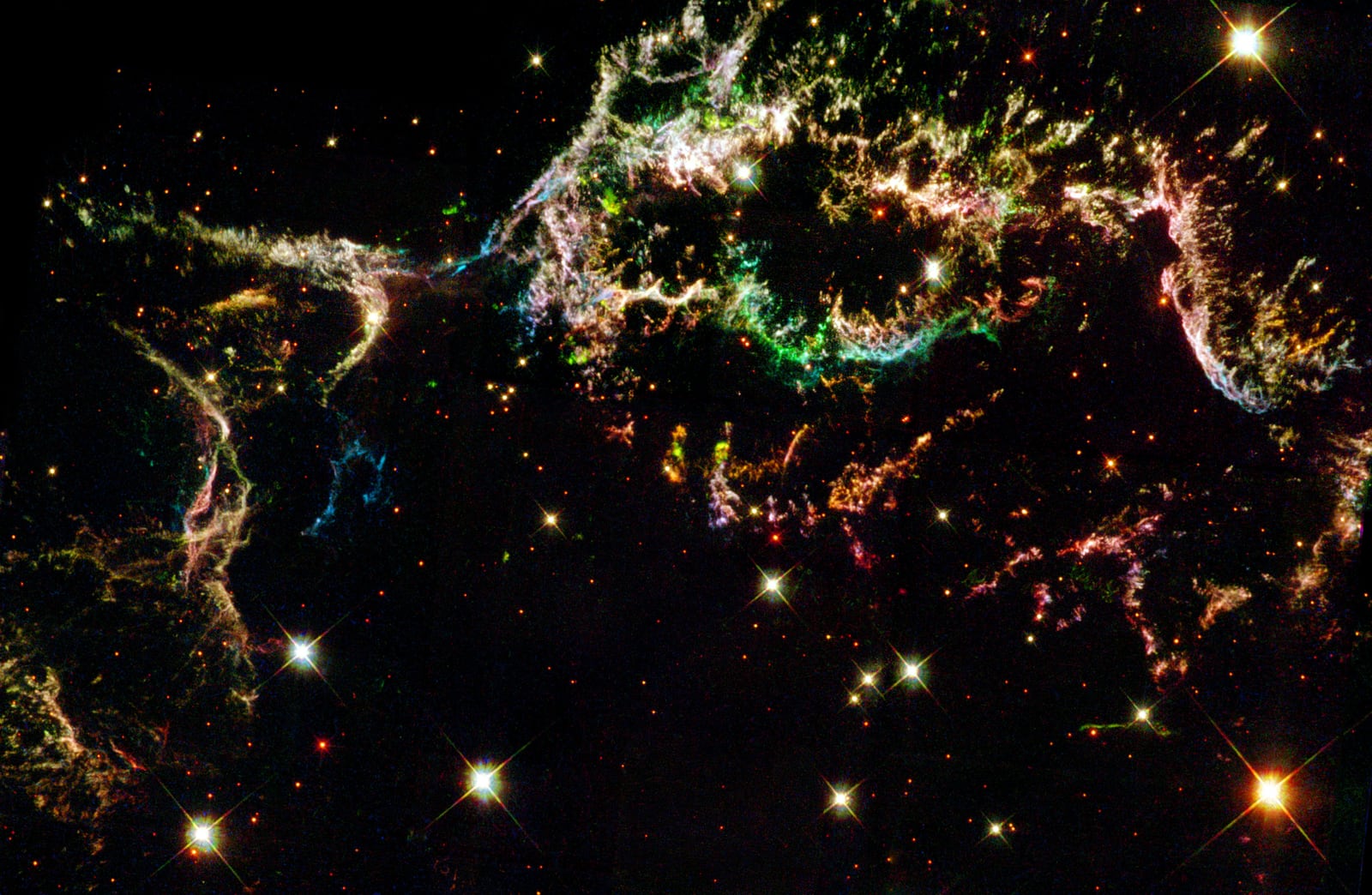 Cassiopeia A, remanescente de supernova, em imagem do Hubble Space Telescope