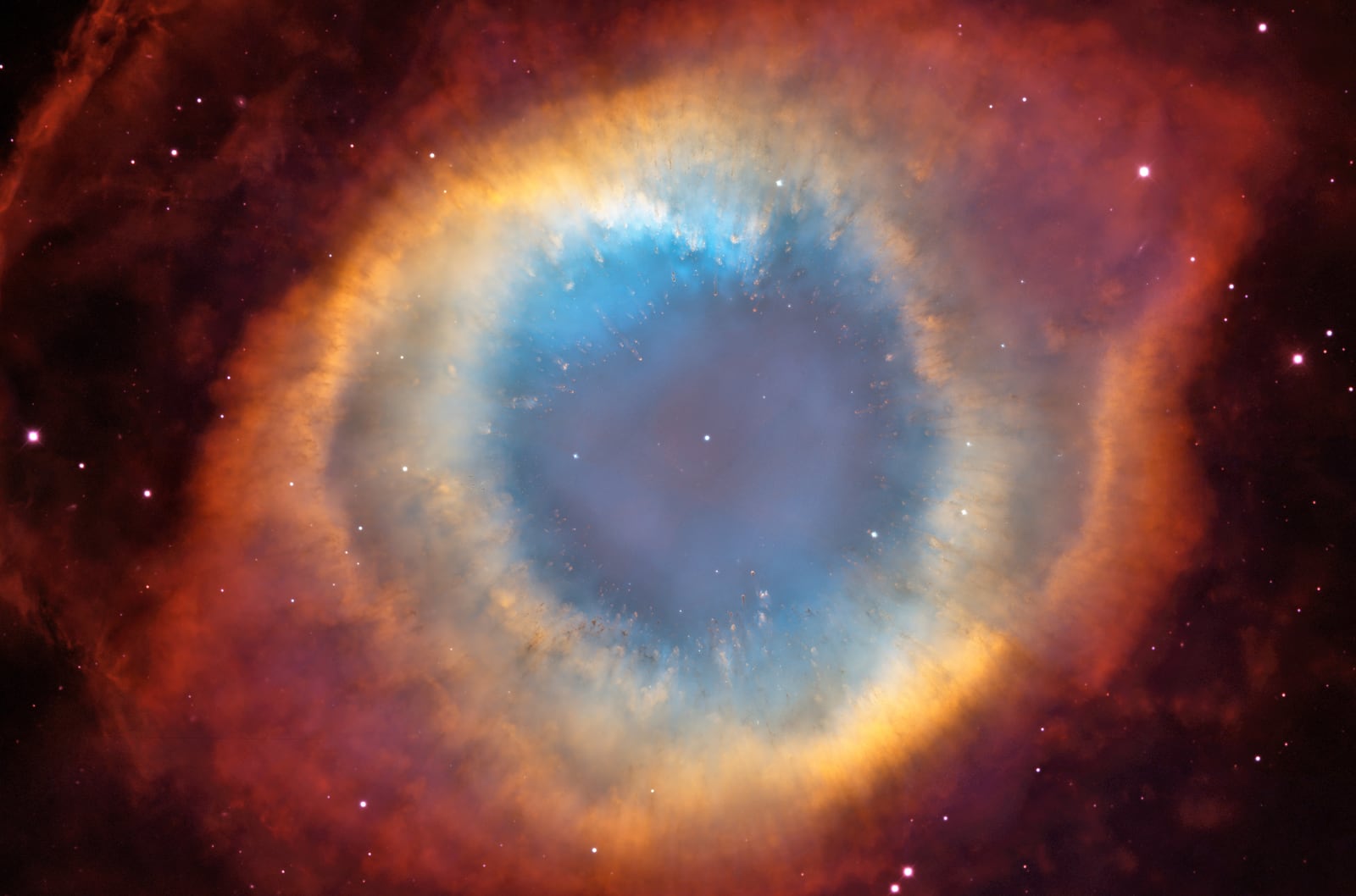 Nebulosa Hélix, o Olho de Deus, nebulosa planetária, em imagem do Hubble Space Telescope