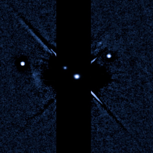 Plutão, planeta anão, em imagem do Hubble Space Telescope