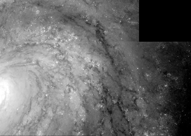Galáxia Messier 100, galáxia, em imagem do Hubble Space Telescope