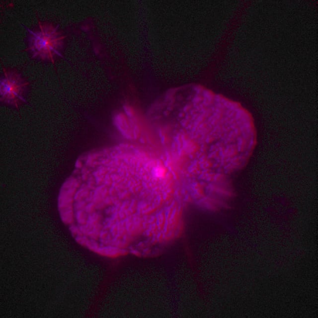 Eta Carinae, estrela supergigante azul, em imagem do Hubble Space Telescope