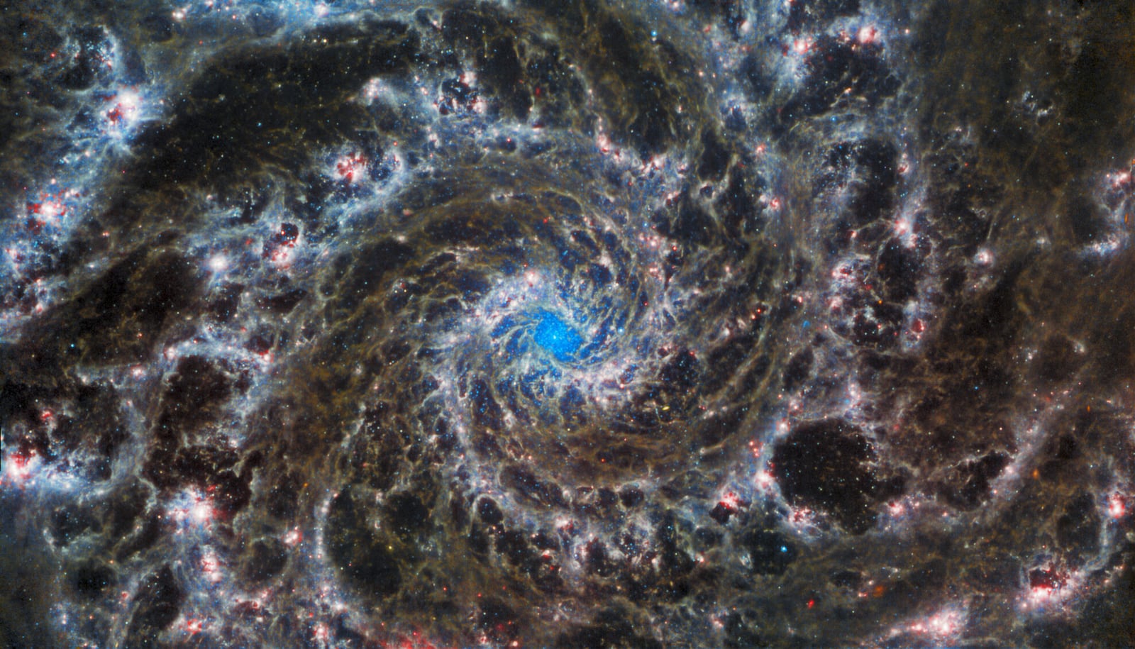 Galáxia Fantasma, galáxia registrada pelo James Webb Space Telescope