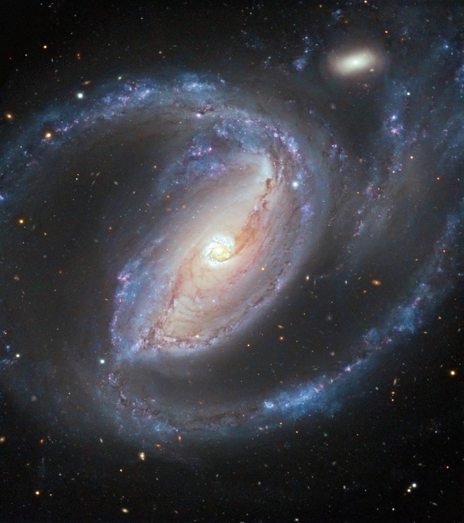Galáxia NGC 1097, galáxia registrada pelo Very Large Telescope