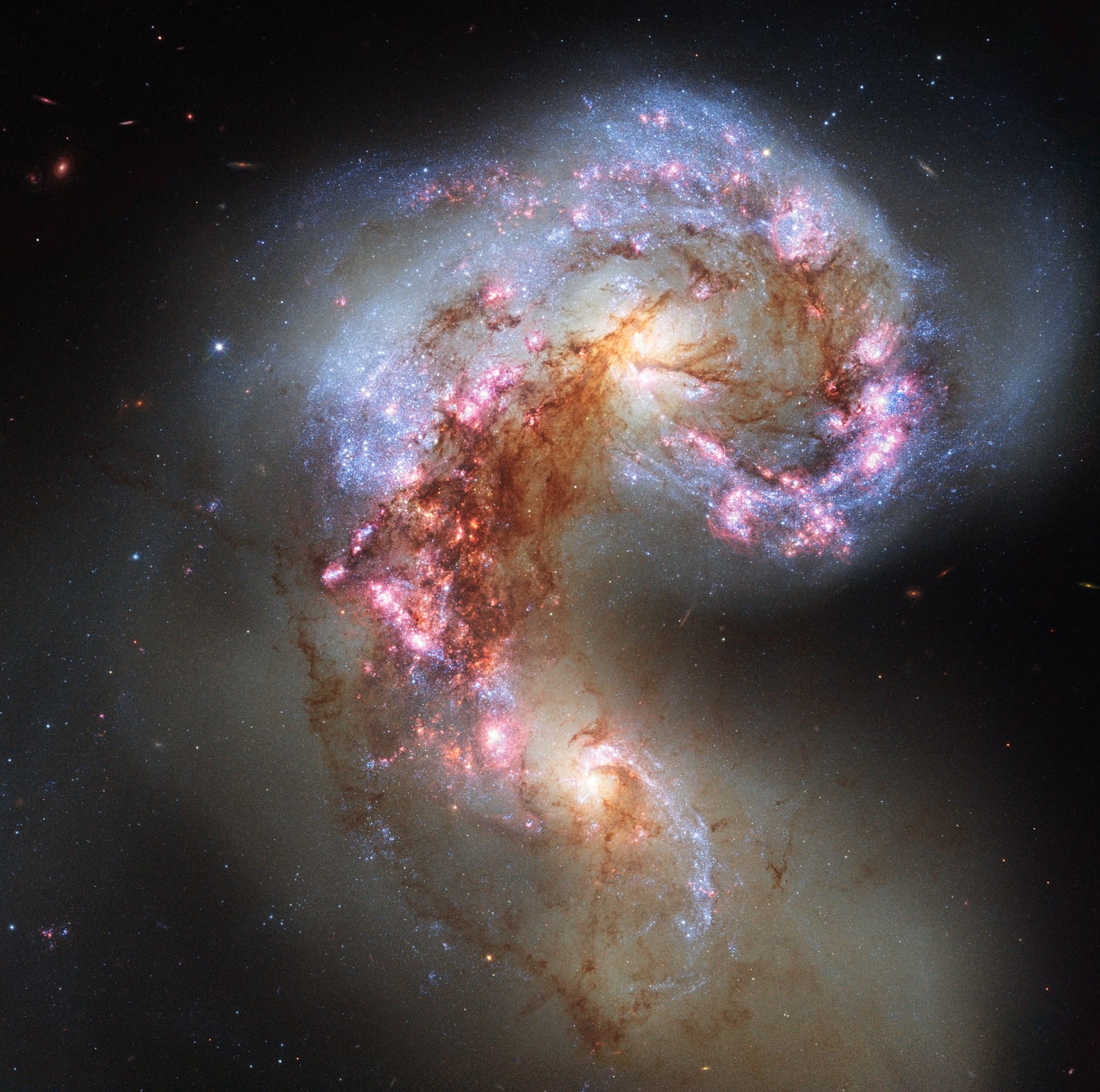 Galáxias das Antenas, galáxias em interação registrada pelo Hubble Space Telescope