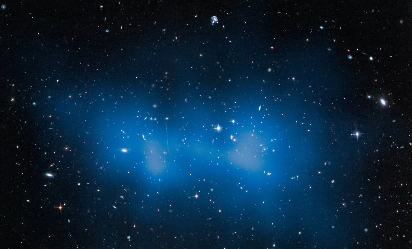El Gordo, o aglomerado gordo, aglomerado de galáxias, em imagem do Hubble Space Telescope