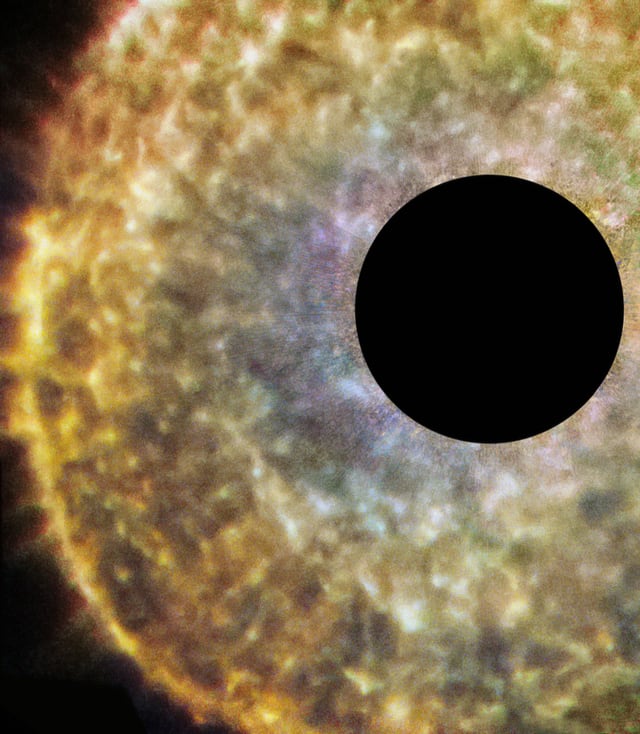 R Sculptoris, estrela de carbono registrada pelo Hubble Space Telescope