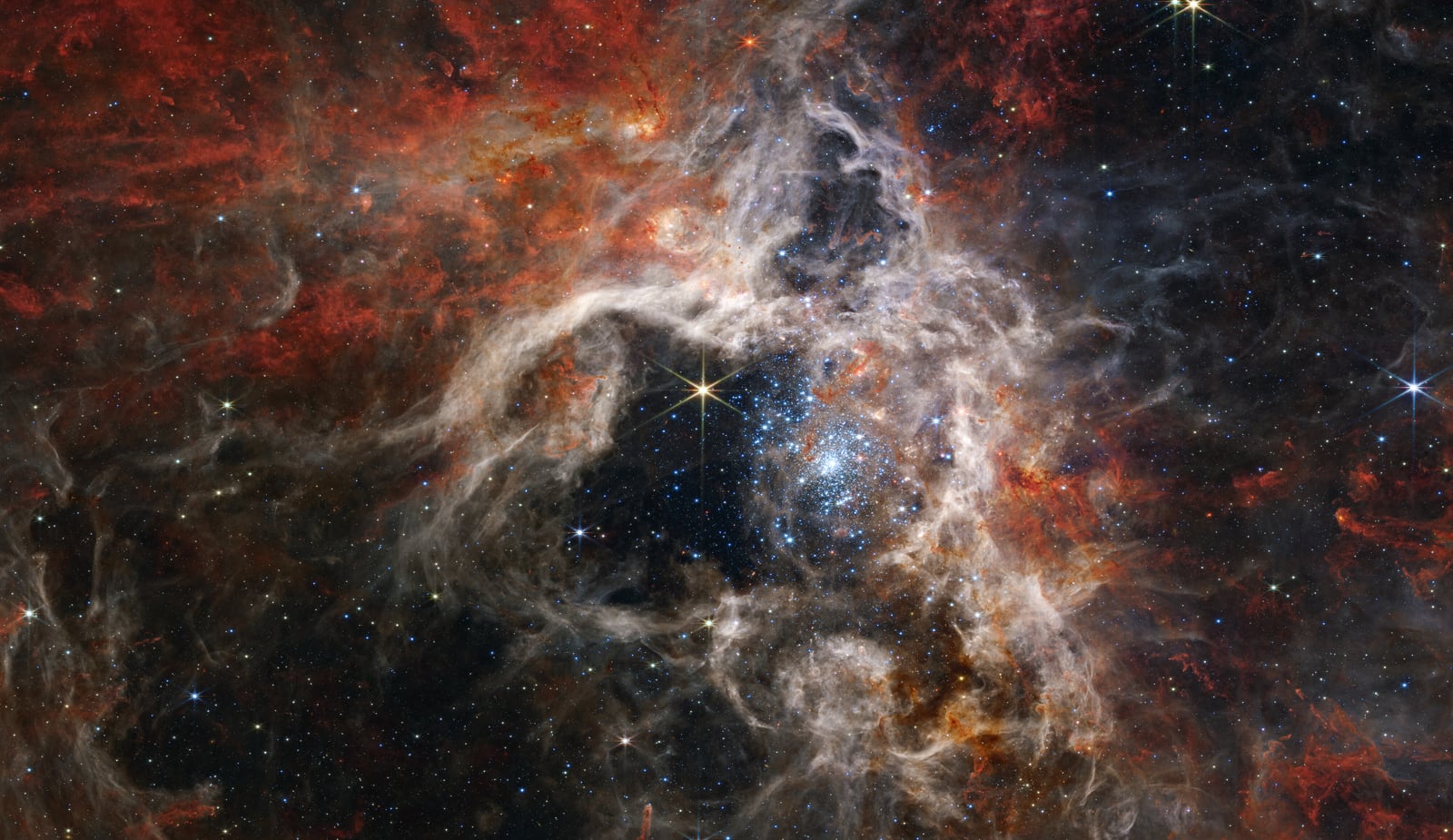 Nebulosa da Tarântula, região de formação de estrelas registrada pelo James Webb Space Telescope