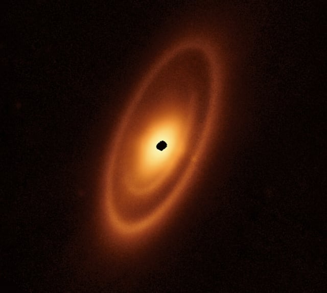 Fomalhaut, estrela de movimento próprio alto registrada pelo James Webb Space Telescope