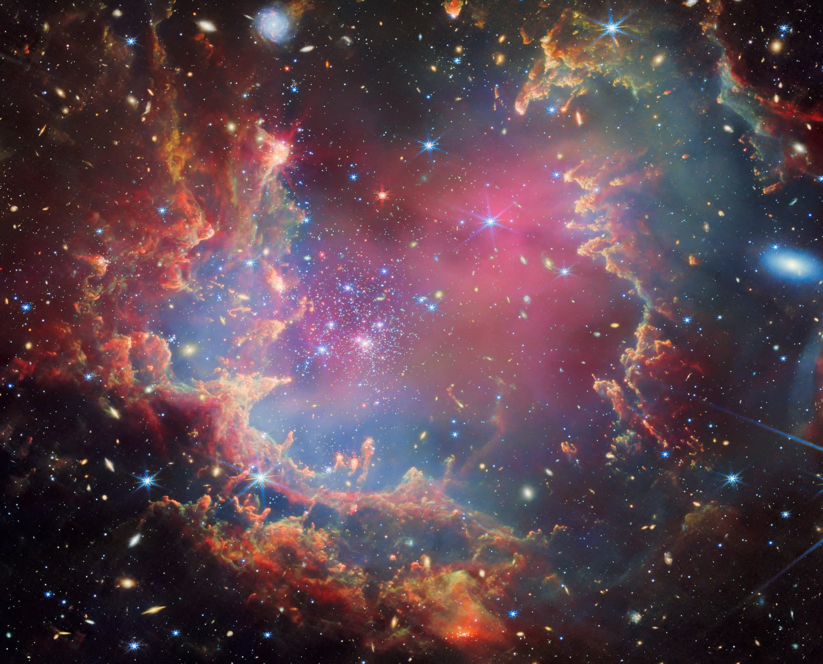 Aglomerado NGC 602, aglomerado de estrelas, em imagem do James Webb Space Telescope