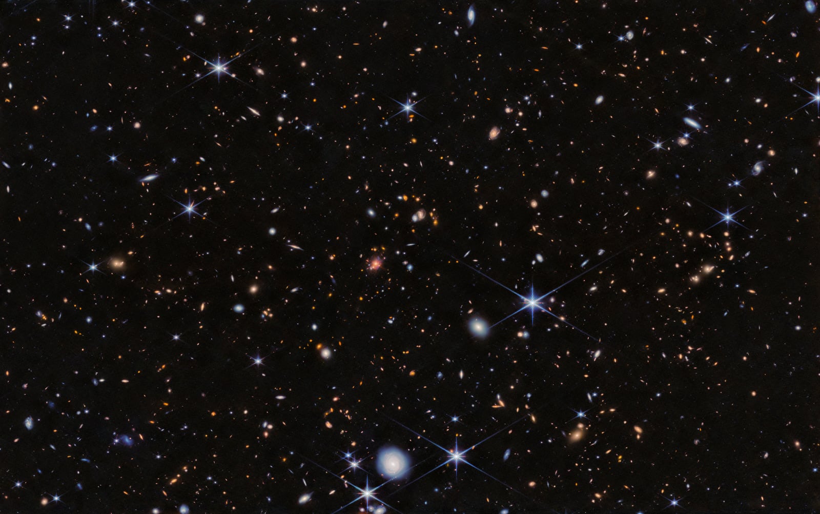 Protoaglomerado Teia de Aranha, campo profundo registrada pelo James Webb Space Telescope